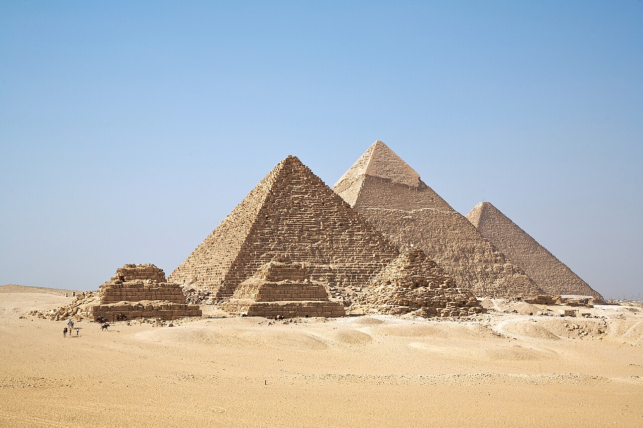 Giza Piramitleri — Pyramids of Giza